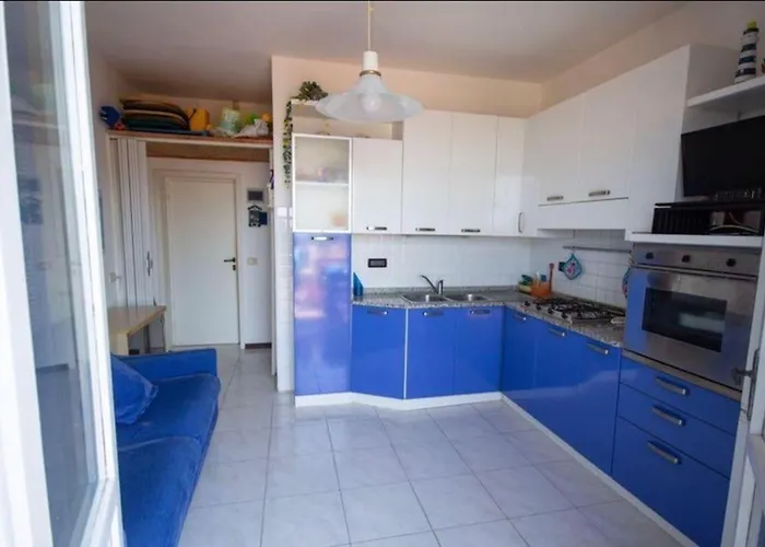 Bilocale Con Ampio Terrazzo * Marciana Marina (Isola d'Elba)