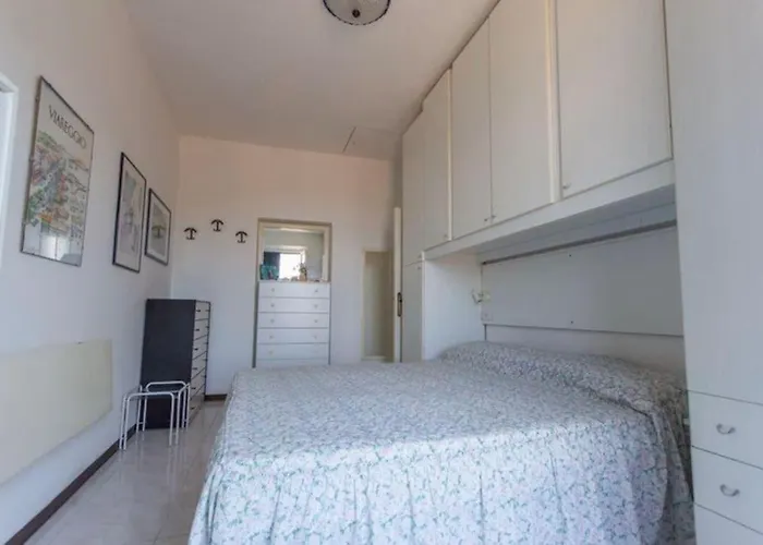 Apartment Bilocale Con Ampio Terrazzo